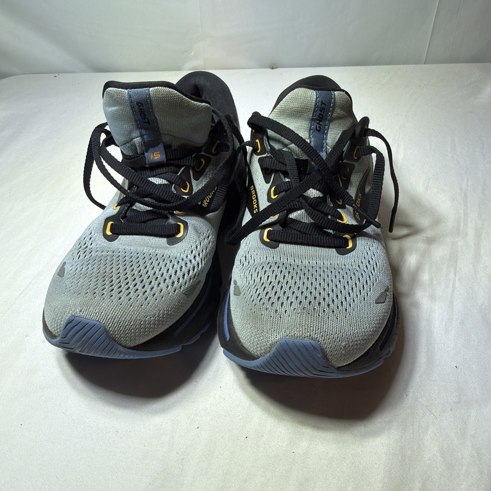Brooks Women's Ghost 15 Shoes Light Blue/black/yellow size 8.5